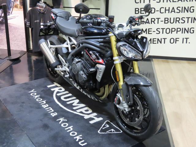 スピードトリプル1200RS 2024モデル サファイアブラック 登録済み未使用車