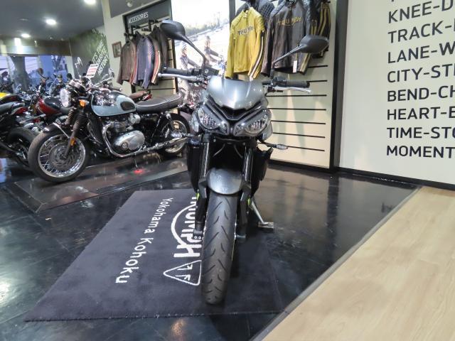 ストリートトリプル765R