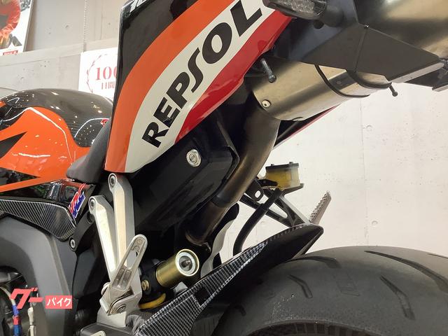 ホンダ　CBR1000RR 2012年　カウル　シート　レバー　ステップとおまけ hq720.jpg?sqp=-