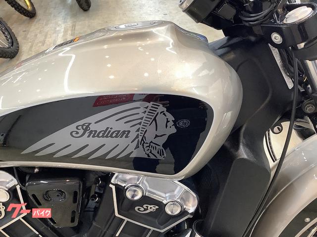 INDIAN スカウト ハイウェイバー タンデムシート 二人乗り仕様