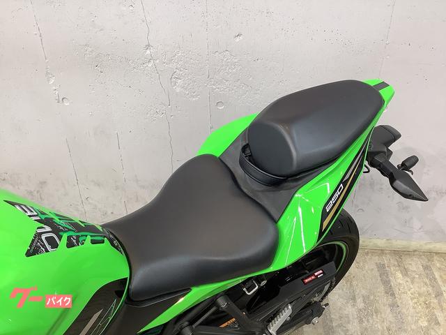 トライク カワサキ Ninja ZX－4R SE クイックシフター