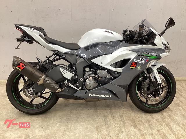 にページ カワサキ Ninja ZX－6R アクラポ製マフラー マルチバー