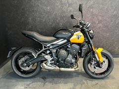 ＴＲＩＵＭＰＨ　トライデント６６０　認定中古車　スクロールウインカー　エンジンプロテクターキット
