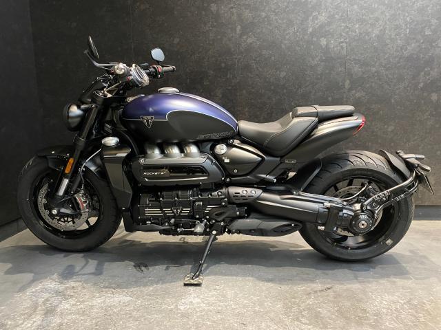 ロケット3ストームR 認定中古車 フルノーマル