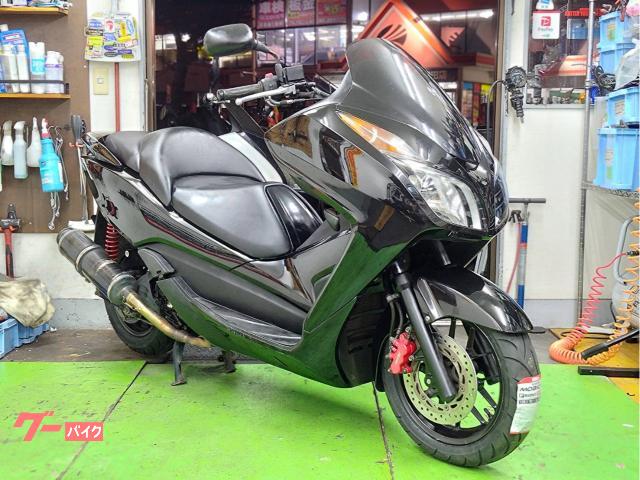フォルツァＳｉ　ドライブベルト純正新品交換　バッテリー新品　ＮＧＫプラグ新品　タイヤ前後新品　ＬＥＤヘッドライト　ビームスマフラー