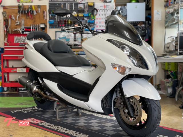 マジェスティ　ＳＧ２０Ｊ　タイヤ前後新品　純正ドライブベルト新品　ＬＥＤライト　ＹＳギアバックレスト　ＮＧＫプラグ新品