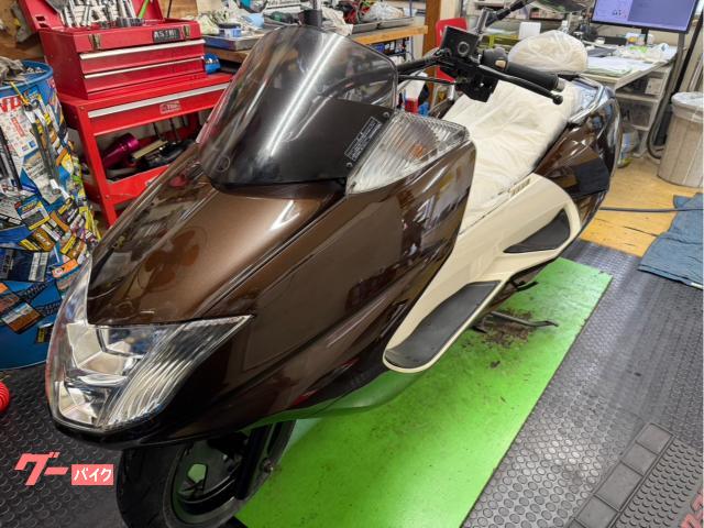 ヤマハ マグザム 後期型 バッテリー新品 タイヤ前後新品 純正ドライブ