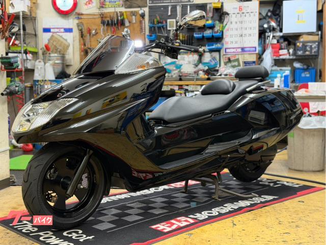 マグザム　タイヤ前後新品　純正ドライブベルト新品　ＮＧＫプラグ新品　台湾ユアサバッテリ新品　ＬＥＤライト　ダストシール新品
