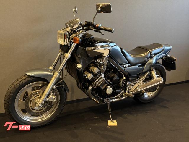 交換でも良いですヤマハFZX750 車検今年の８月迄！
整備が必要です！！車検令和８年8月迄！ 画像 No.6/7] 「限定解除の試験車両だった！」「VMAXに隠れて」ヤマハ