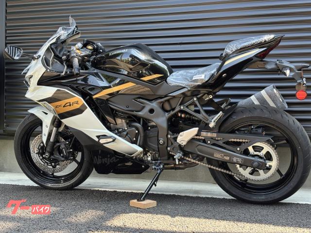 カワサキ Ninja ZX－4R SE 2026年モデル パール