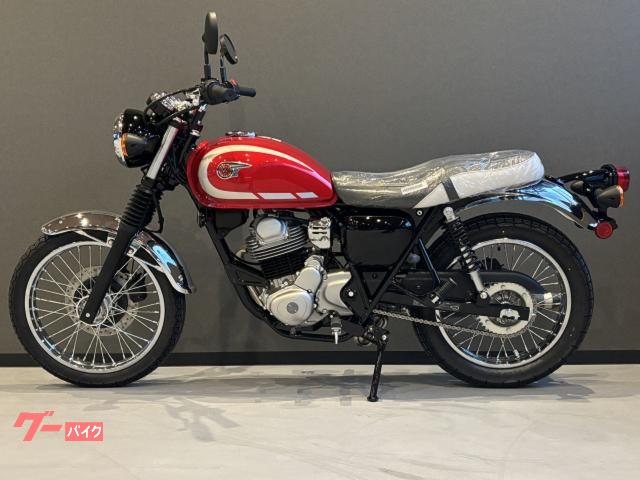 カワサキ W230 2026年モデル キャンディパーシモンレッド