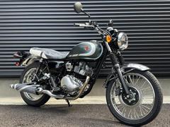カワサキ　Ｗ２３０　２０２６年モデル　メタリックマットダークグリーン　エボニー
