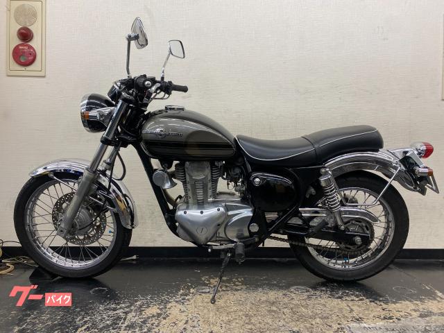 カワサキのエストレヤ250cc 。前後ディスクのR Sです。