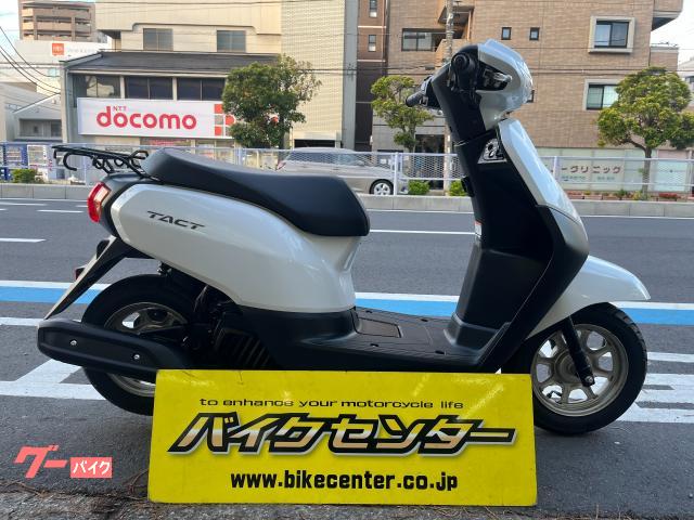 タクト・ベーシック　インジェクション　メットイン　リアキャリア　白