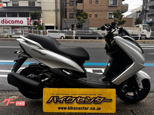 マジェスティS 2018年 インジェクション メットイン 白