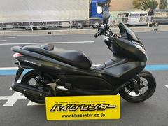 ホンダ　ＰＣＸ１５０　インジェクション　メットイン　黒