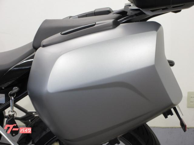 ＢＭＷ Ｒ１２００ＲＳ 純正ローシート付属 純正パニアケース ＧＩＶＩ