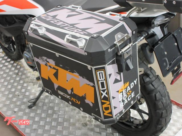 ＫＴＭ ３９０アドベンチャー ２０２０年モデル ３点パニアケース ６０１６８｜リバースオートさいたま｜新車・中古バイクなら【グーバイク】