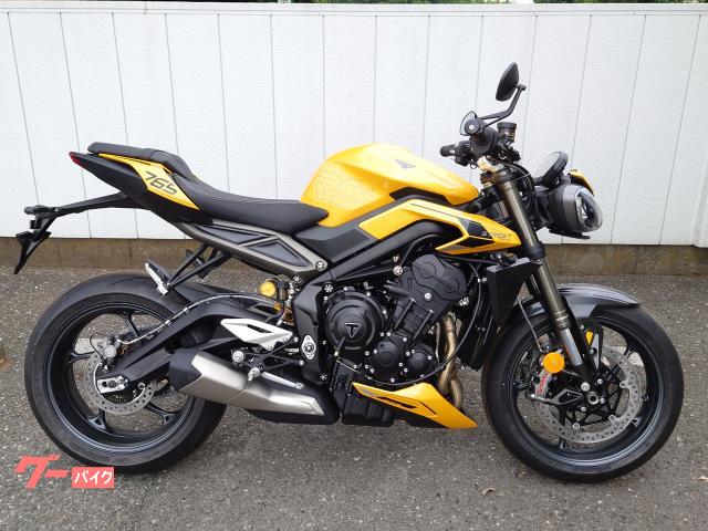 ストリートトリプルＲＳ　２０２５年モデル　登録済み未使用車　６８２３５
