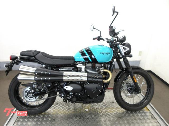 スクランブラー９００　登録済み未使用車　メーカー保証あり　６９２６７