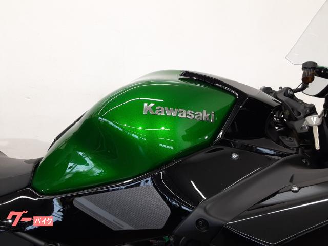 カワサキ Ninja H2 SX ZXT02P 2022年モデル