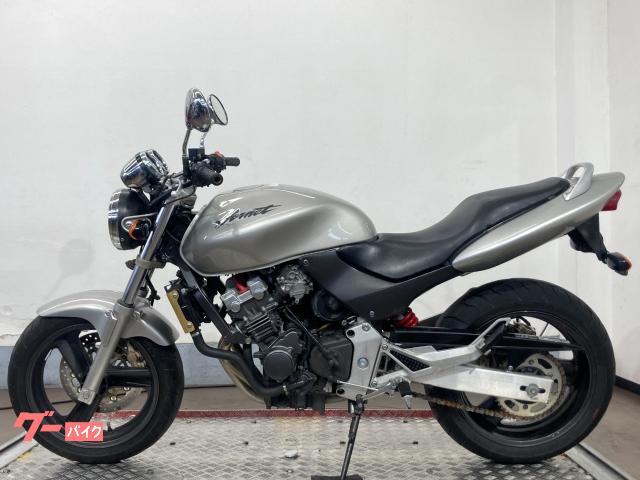 ホンダ Hornet タンク　前期型 ホワイト傷あり ホンダ HORNET 1997年モデル MC31 77667｜リバース