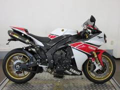 ヤマハ　ＹＺＦ−Ｒ１　ＷＧＰ５０ｔｈ記念モデル　ＲＮ２４Ｊ　フルパワー化　前後オーリンズ　マルケジーニホイール　カスタム多数　５９５５０