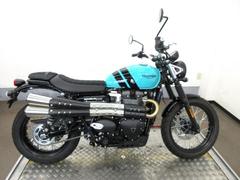 ＴＲＩＵＭＰＨ　スクランブラー９００　登録済み未使用車　メーカー保証あり　６９２６７