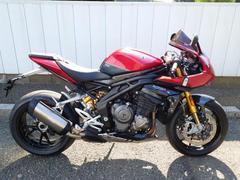 ＴＲＩＵＭＰＨ　スピードトリプル１２００ＲＲ　クイックシフター標準装備　ＥＴＣ　６９４８１