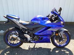 ヤマハ　ＹＺＦ−Ｒ２５　ＲＧ４３Ｊ　２０２０年モデル　リアフェンダーレス　シートバック　　６９５３４