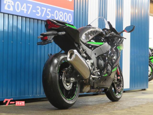 カワサキ Ｎｉｎｊａ ＺＸ－１０Ｒ ４２２０４ メタリックグラファイト 