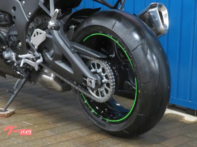 カワサキ Ｎｉｎｊａ ＺＸ－１０Ｒ ４２２０４ メタリックグラファイト 