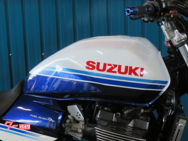 スズキ ＧＳＸ１４００ ４２４３４ スペシャルエディション ワイバンフルエキチタンマフラー フェンダーレス ビキニカウル  ＥＴＣ搭載｜シイナモータース市川店 絶版館｜新車・中古バイクなら【グーバイク】