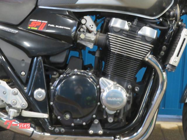 スズキ GSX1400 B0064 シルバーカラー 前後ブラック スズキ GSX1400 B0064 シルバーカラー 前後ブラック