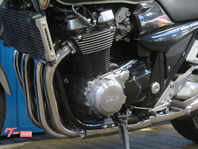 スズキ GSX1400 B0064 シルバーカラー 前後ブラック スズキ GSX1400 B0064 シルバーカラー 前後ブラック