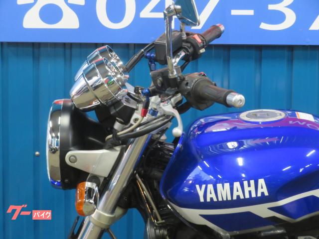 ヤマハ XJR1300・2010(H22)初度登録(届出)年・青・1300cc・金城