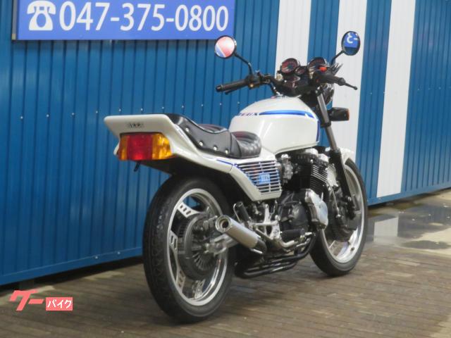 CBX400F アルフィン サイドカバー 白/CBX550F　BEET Amazon | BEET(ビート) アルフィンカバー 白 CBX400F 0403-H02