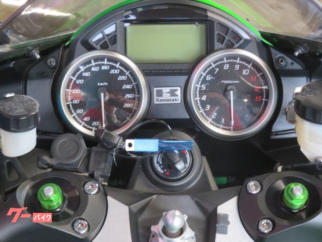 カワサキ Ninja ZX－14R A1333 ヨシムラダブル管