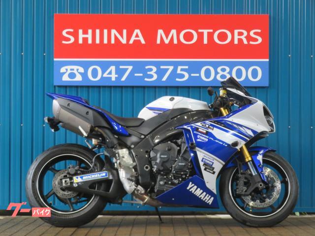 ＹＺＦ−Ｒ１　Ａ１３５４　ディープパープリッシュブルーメタリック　倒立フロントフォーク　フェンダーレス　ＲＮ２４Ｊ