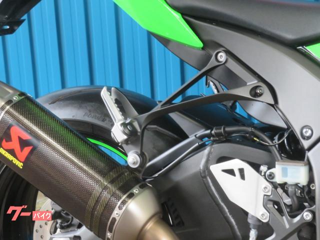 カワサキ Ninja ZX－10R A1370 アクラポビッチ