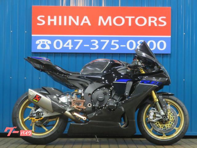 ＹＺＦ−Ｒ１Ｍ　Ａ１４０２　２０２４年モデル　マルケジーニホイール　アクラポビッチマフラー　前後オーリンズサスペンション　ブレンボ