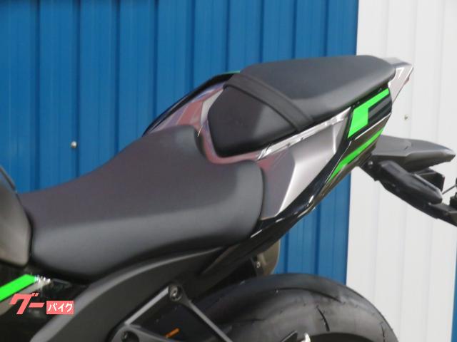 カワサキ Ninja ZX－10R A1404 アクラポビッチ