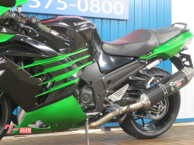 東南アジアで購入。額入れ50✖️68cm。 東南アジアで購入。額入れ50✖️68cm。
