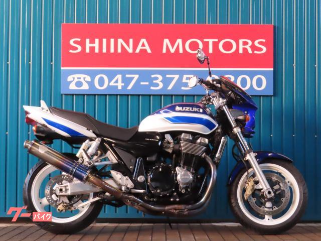 ＧＳＸ１４００　ＨＢ０１２３　ワイバンマフラー　ビキニカウル　ホワイトホイール