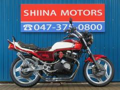 ホンダ　ＣＢＸ５５０Ｆ　Ａ１１１４　プリティレーシングマフラー　ＢＥＥＴ外装　赤／白２型カラー　マーシャルイエロー　タックロールシート