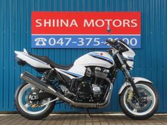 スズキ　ＧＳＸ１４００　Ｂ００９９　ビキニカウル　フェンダーレス　ＥＴＣ搭載　タックロールシート　前後ホワイトホイール　バックステップ