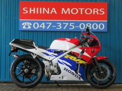 ホンダ　ＶＦＲ４００Ｒ　Ａ１１３６　ＲＶＦカラー　ＮＣ３０　プロアーム　前後ブラックホイール