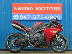 ヤマハ　ＹＺＦ−Ｒ１　ＨＢ００１３　アクラポビッチマフラー　フェンダーレス　ＲＮ２４Ｊ　スモークスクリーン