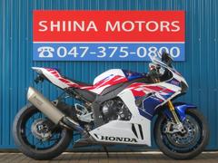ホンダ　ＣＢＲ１０００ＲＲ−Ｒ　ＳＰ　Ａ１３８０　３０周年アニバーサリーモデル　前後オーリンズサスペンション　ＴＳＲバックステップ