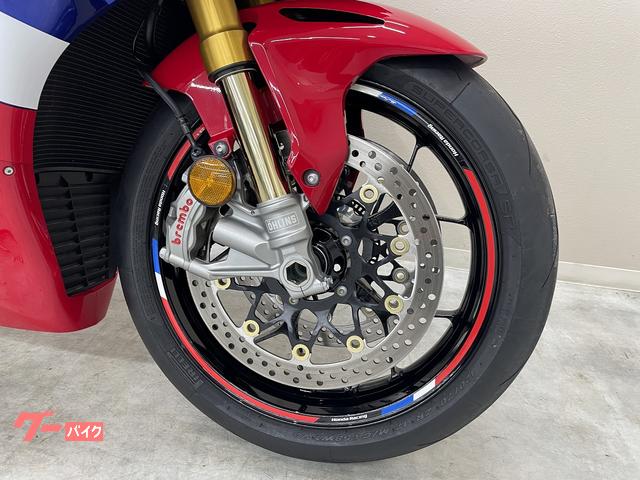 R&Gタンクガード プロテクターCBR1000RR-R新品 スライダー R&Gタンクガード プロテクターCBR1000RR-R新品 スライダー